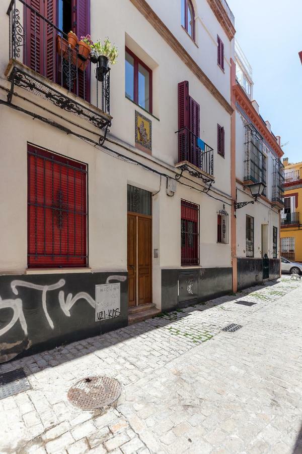 Pasaje Amores Iz. - Tranquilidad Y Vida Cultural En Centro Sevilla 4Px Exterior photo